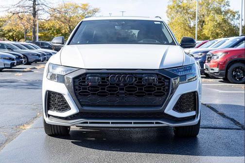 2023 Audi RS Q8 4.0T