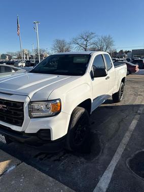 2022 GMC Canyon Elevation Standard