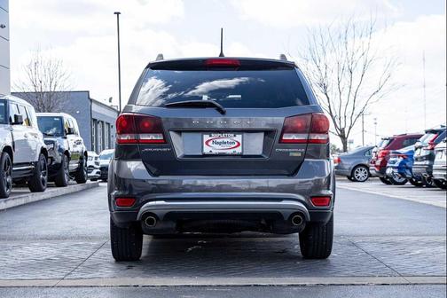 Granite Pearlcoat 2018 Dodge Journey Crossroad