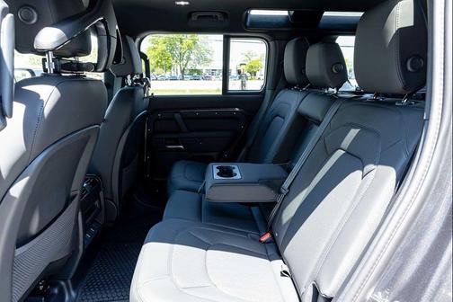 GREY 2026 Land Rover Defender P400 X-Dynamic SE