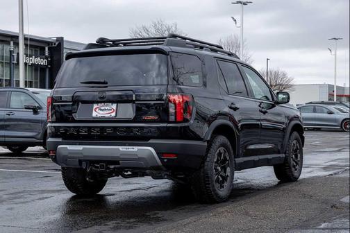 Crystal Black Pearl 2026 Honda Passport AWD TrailSport Elite