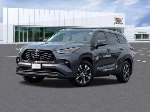 2020 Toyota Highlander XLE