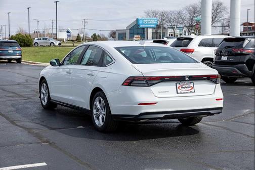 Platinum White Pearl 2024 Honda Accord LX 1.5T