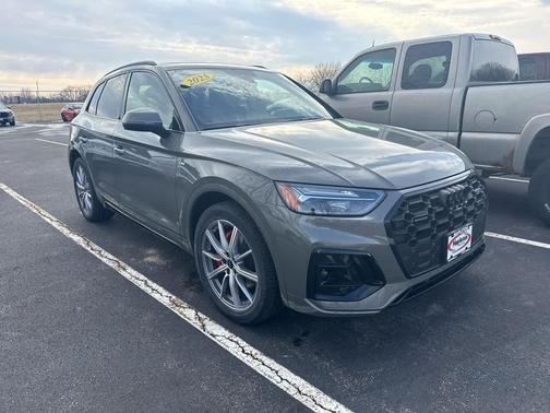 2025 Audi Q5 55 S line Premium Plus