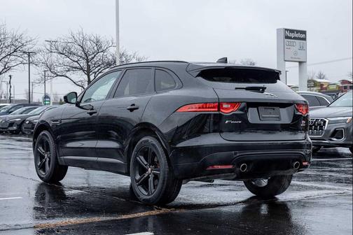 2019 Jaguar F-PACE S
