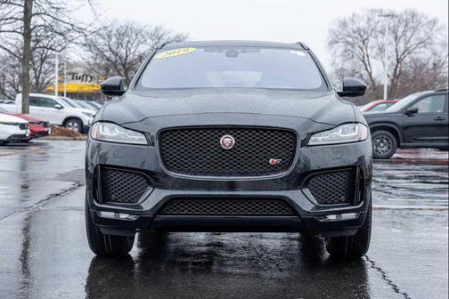 2019 Jaguar F-PACE S