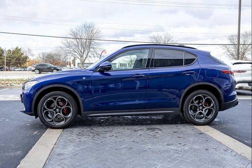 2022 Alfa Romeo Stelvio Ti
