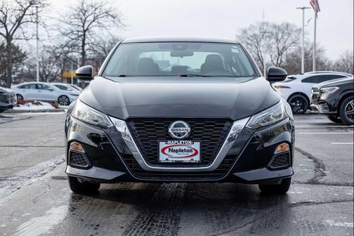 2022 Nissan Altima 2.5 SV