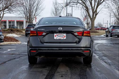 2022 Nissan Altima 2.5 SV