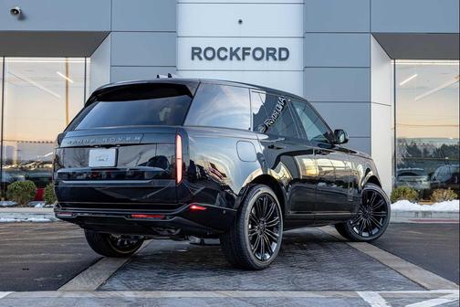 2026 Land Rover Range Rover P530 SE