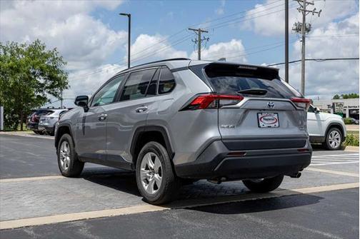 2021 Toyota RAV4 Hybrid LE