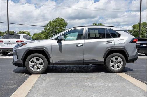 2021 Toyota RAV4 Hybrid LE