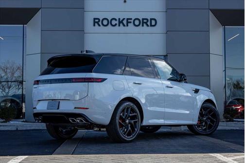 2025 Land Rover Range Rover Sport SE