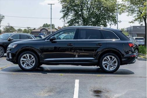 2024 Audi Q7 55 Premium Plus