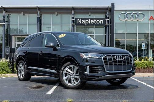2024 Audi Q7 55 Premium Plus