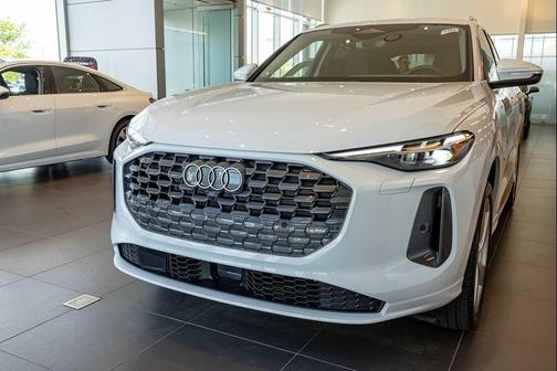 2025 Audi Q5 Premium Plus