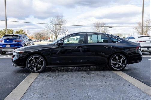 2024 Honda Accord Hybrid Base