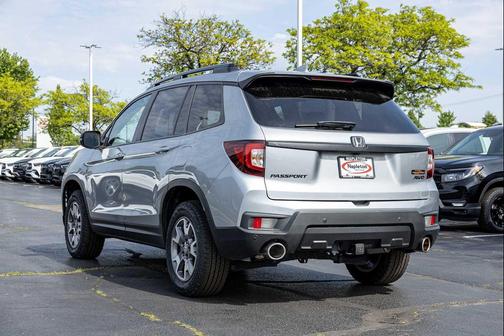 Lunar Silver Metallic 2023 Honda Passport AWD TrailSport