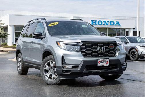 Lunar Silver Metallic 2023 Honda Passport AWD TrailSport