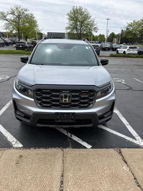 Lunar Silver Metallic 2023 Honda Passport AWD TrailSport