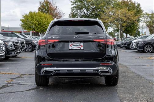 2026 Mercedes-Benz GLC 350e Base