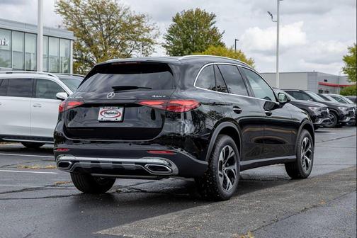 2026 Mercedes-Benz GLC 350e Base