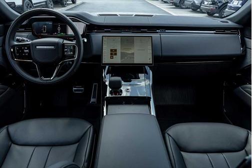 2025 Land Rover Range Rover Sport SE