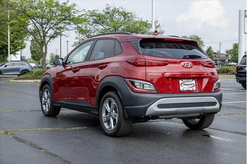 2022 Hyundai KONA SEL