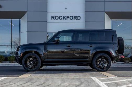 2025 Land Rover Defender 110 P400 X-Dynamic SE