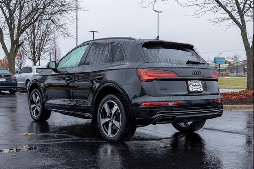 2023 Audi Q5 45 S line Prestige