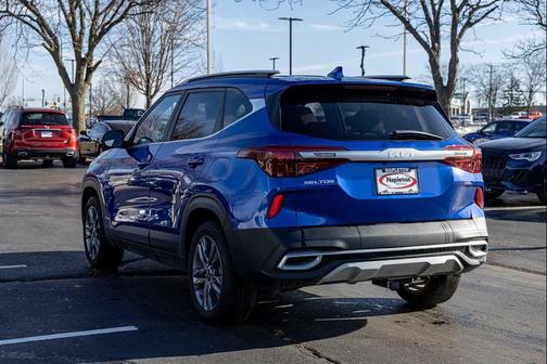 2023 Kia Seltos S