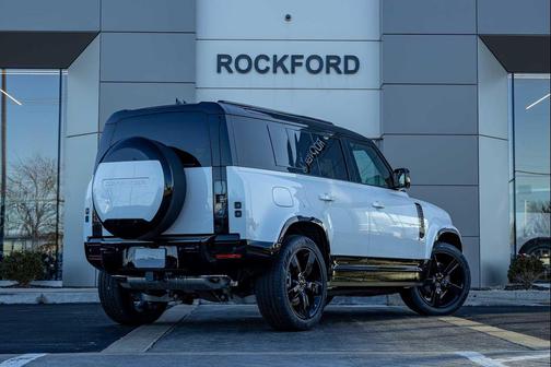 2026 Land Rover Defender P400 X-Dynamic SE