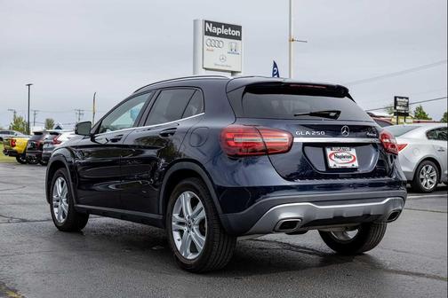 Lunar Blue Metallic 2018 Mercedes-Benz GLA 250 4MATIC