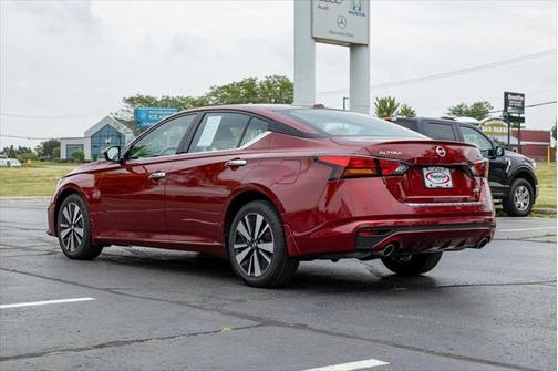 2022 Nissan Altima 2.5 SL
