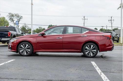 2022 Nissan Altima 2.5 SL