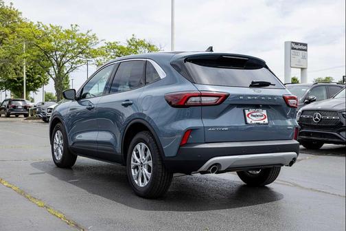 Vapor Blue Metallic 2023 Ford Escape Active