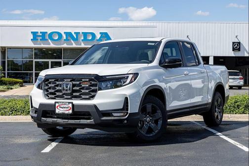 Platinum White Pearl 2026 Honda Ridgeline TrailSport