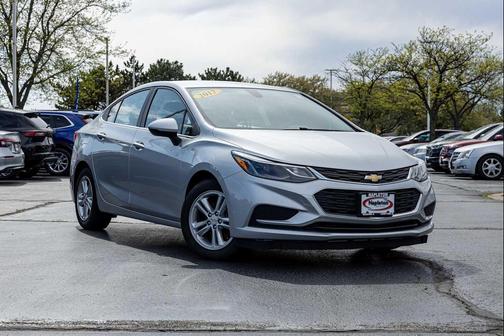 Silver Ice Metallic 2017 Chevrolet Cruze LT