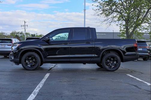Crystal Black Pearl 2026 Honda Ridgeline Black