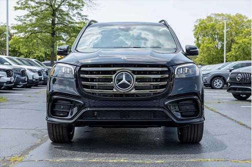 2025 Mercedes-Benz GLS 450 4MATIC