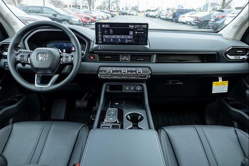 2026 Honda Pilot Touring 8-Passenger