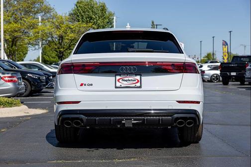 Glacier White Metallic 2026 Audi SQ8 4.0T Prestige