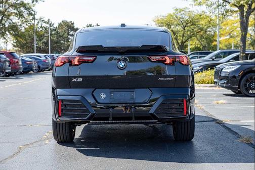 2025 BMW X2 xDrive28i
