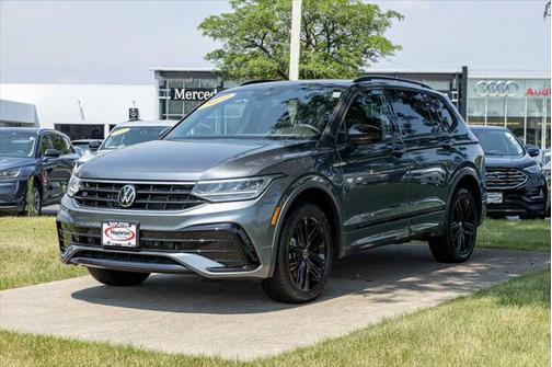 2022 Volkswagen Tiguan 2.0T SE R-Line Black 4MOTION
