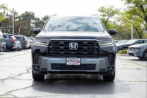 Crystal Black Pearl 2026 Honda Pilot Elite