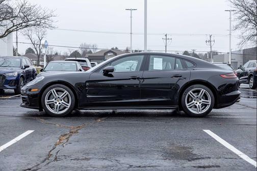 2018 Porsche Panamera 4S