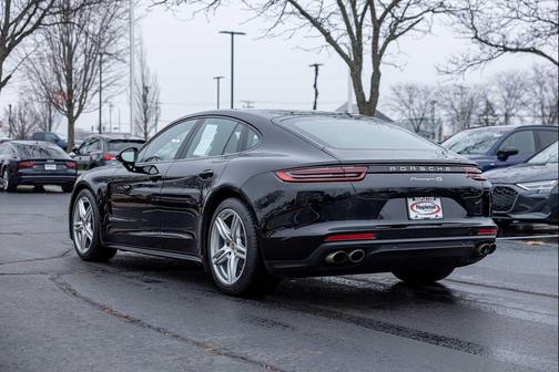 2018 Porsche Panamera 4S