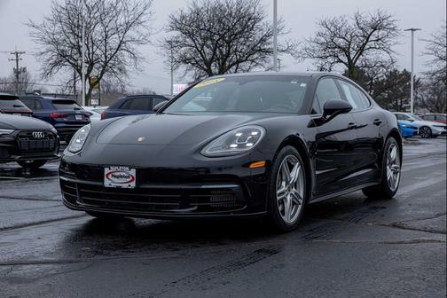 2018 Porsche Panamera 4S