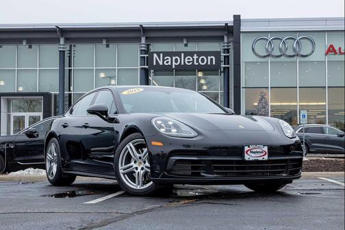 2018 Porsche Panamera 4S