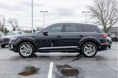 2021 Audi Q7 45 Premium Plus